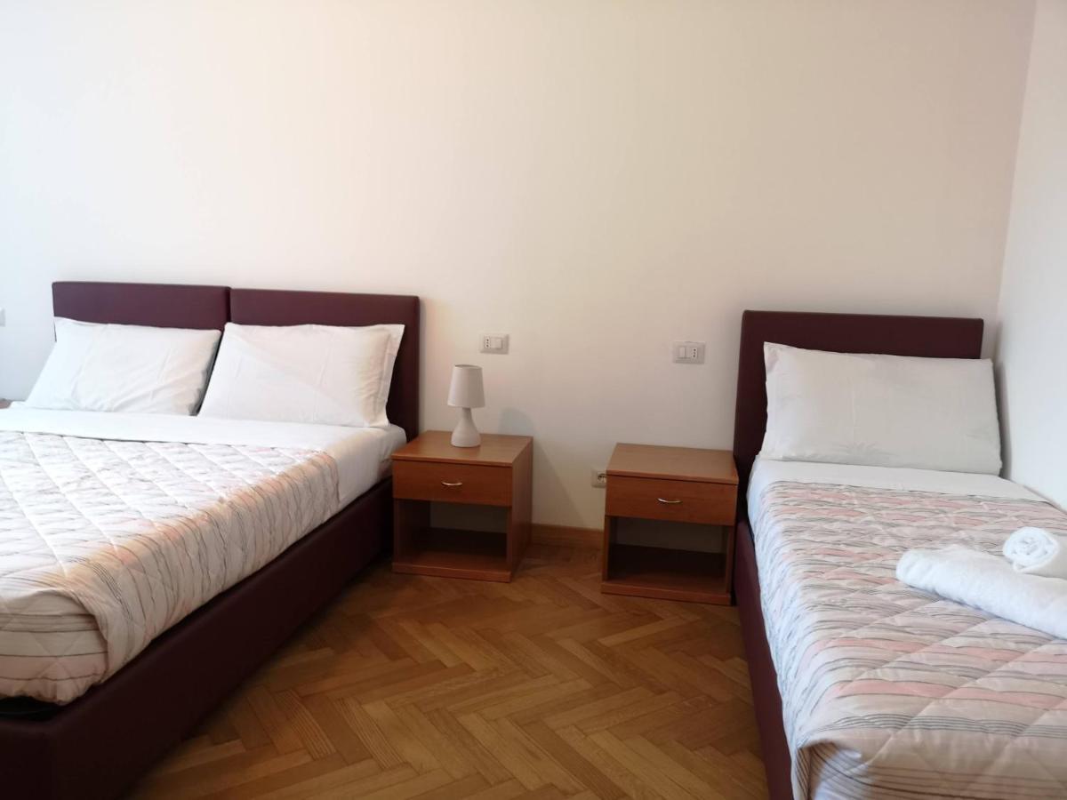 Pergolesi Apartments Milan Room photo